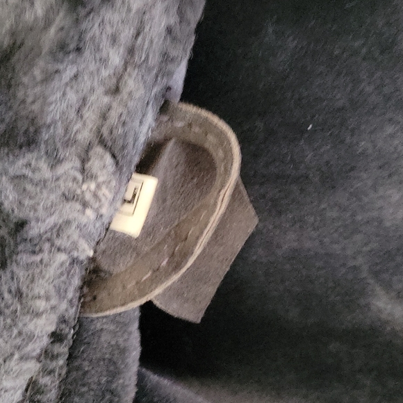 Leather jacket - Picture 7 of 7